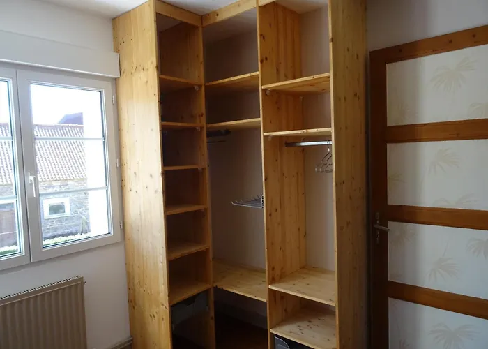 Les Aubepines Holiday home Wimille